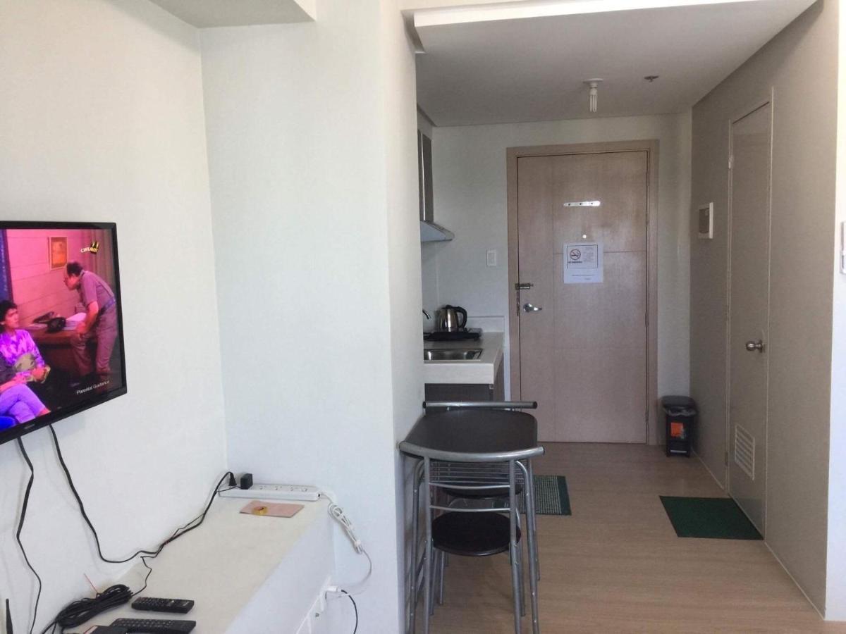Mplace Condo Unit _ Panay Avenue, Quezon City, Philippines Manila Esterno foto